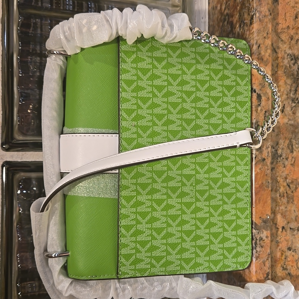Michael Kors Green and White Crossbody Bag. Nwt - Picture 3 of 11